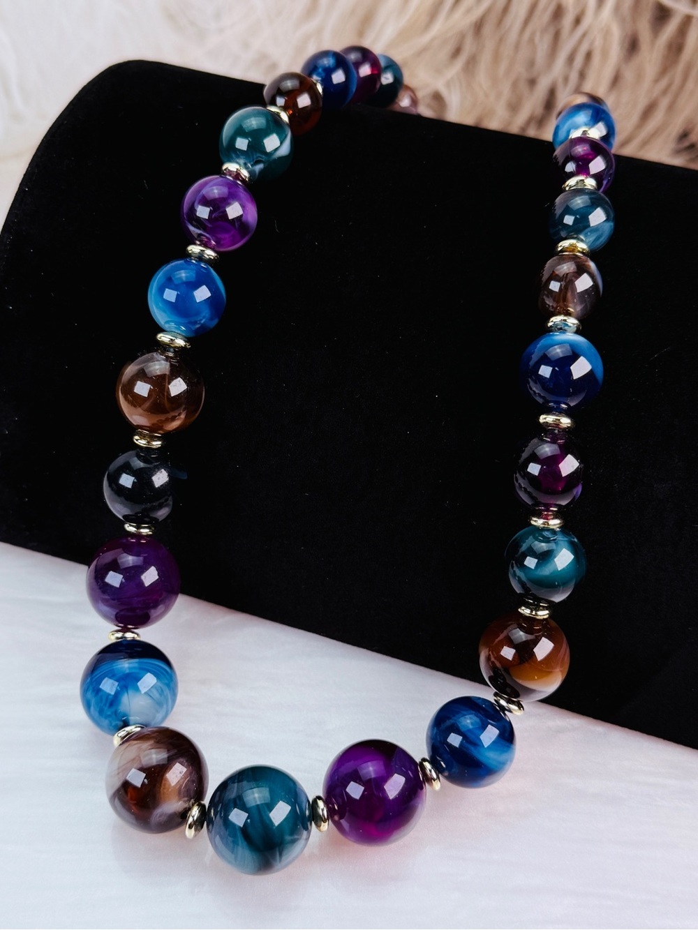 Vintage Lightweight Graduated Marbled Beaded Blue Purple Teal Statement Necklace